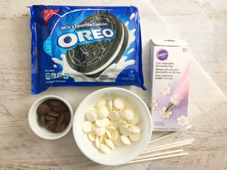 Soccer Cookies - Easy DIY Recipe with Oreos!